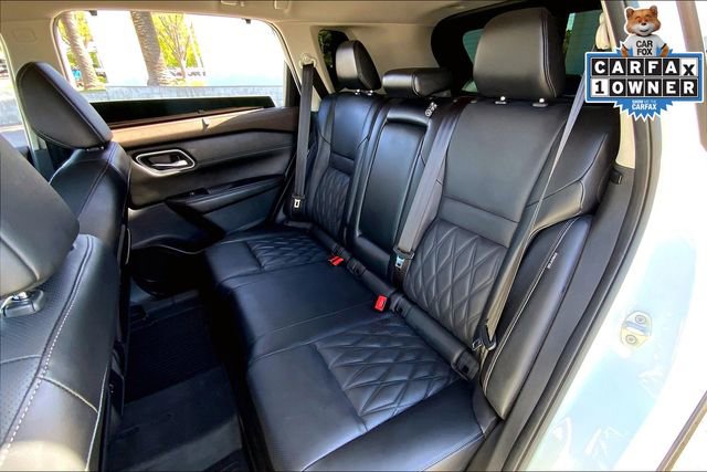 Used 2023 Nissan Rogue Platinum image 26