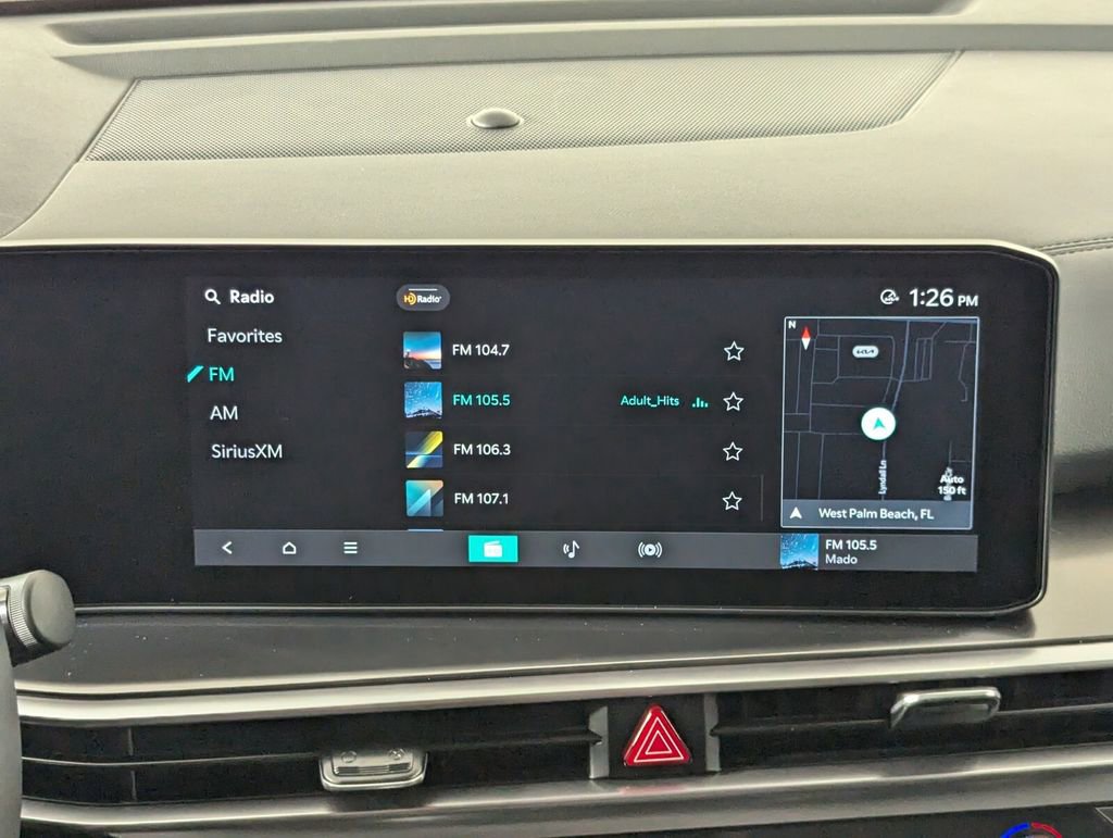 New 2025 Kia Sorento S w/ Panoramic Sunroof Package image 19