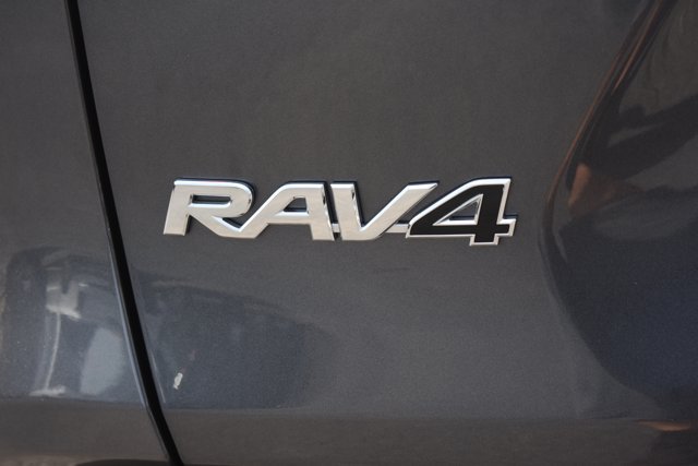 Used 2025 Toyota RAV4 XLE w/ Convenience Package FWD image 7
