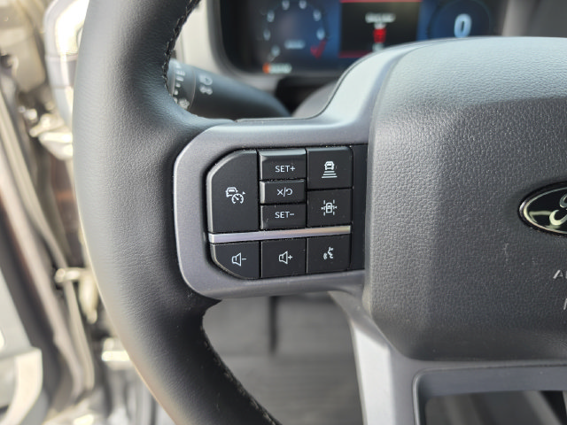 Used 2025 Ford F150 Lariat w/ Equipment Group 502A High AWD/4WD image 35