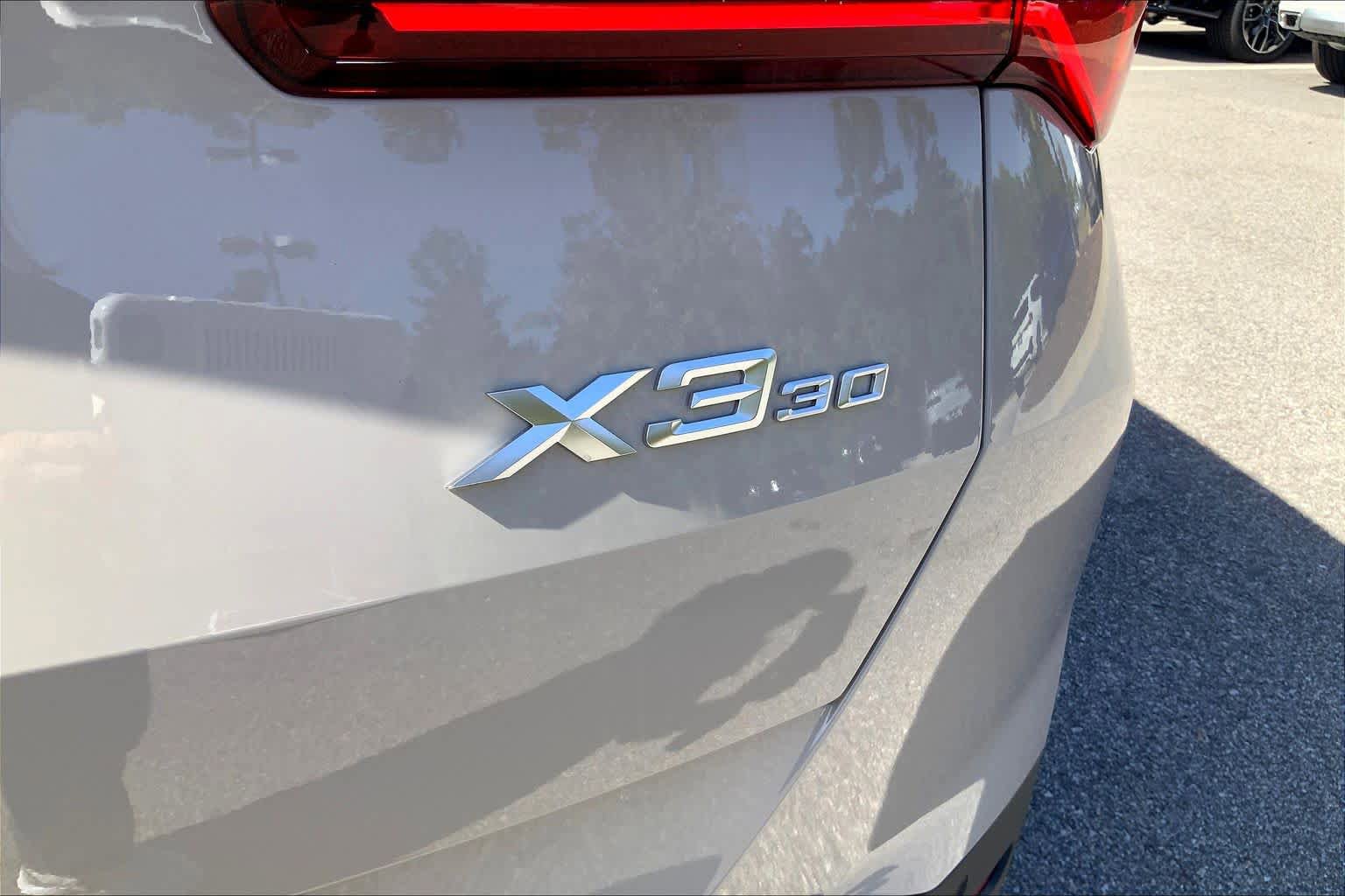 New 2026 BMW X3 xDrive30 w/ Premium Package AWD/4WD image 15