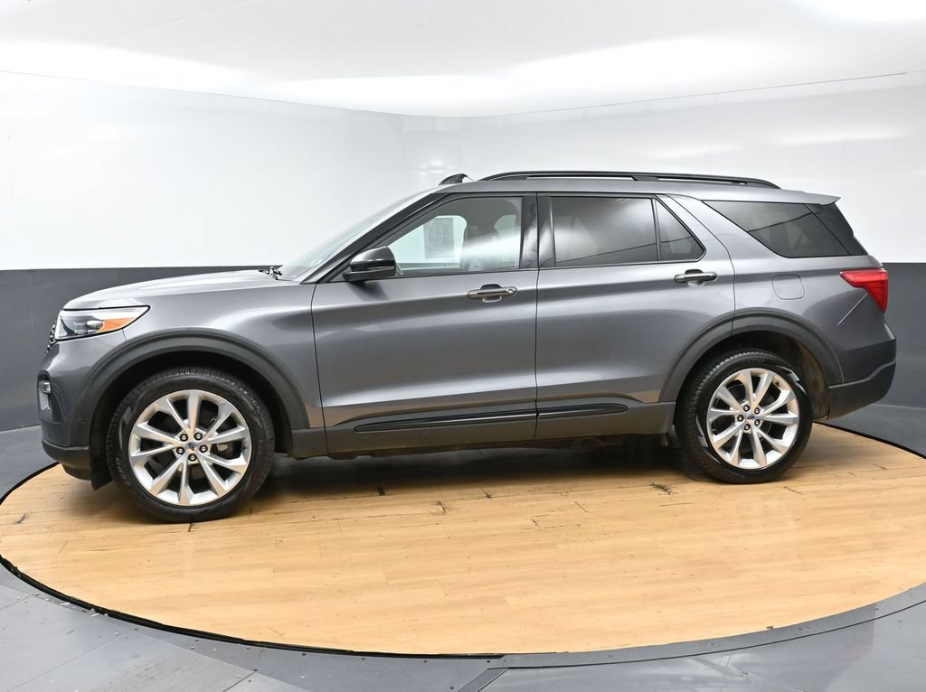 Used 2021 Ford Explorer Platinum w/ Premium Technology Package AWD/4WD image 6