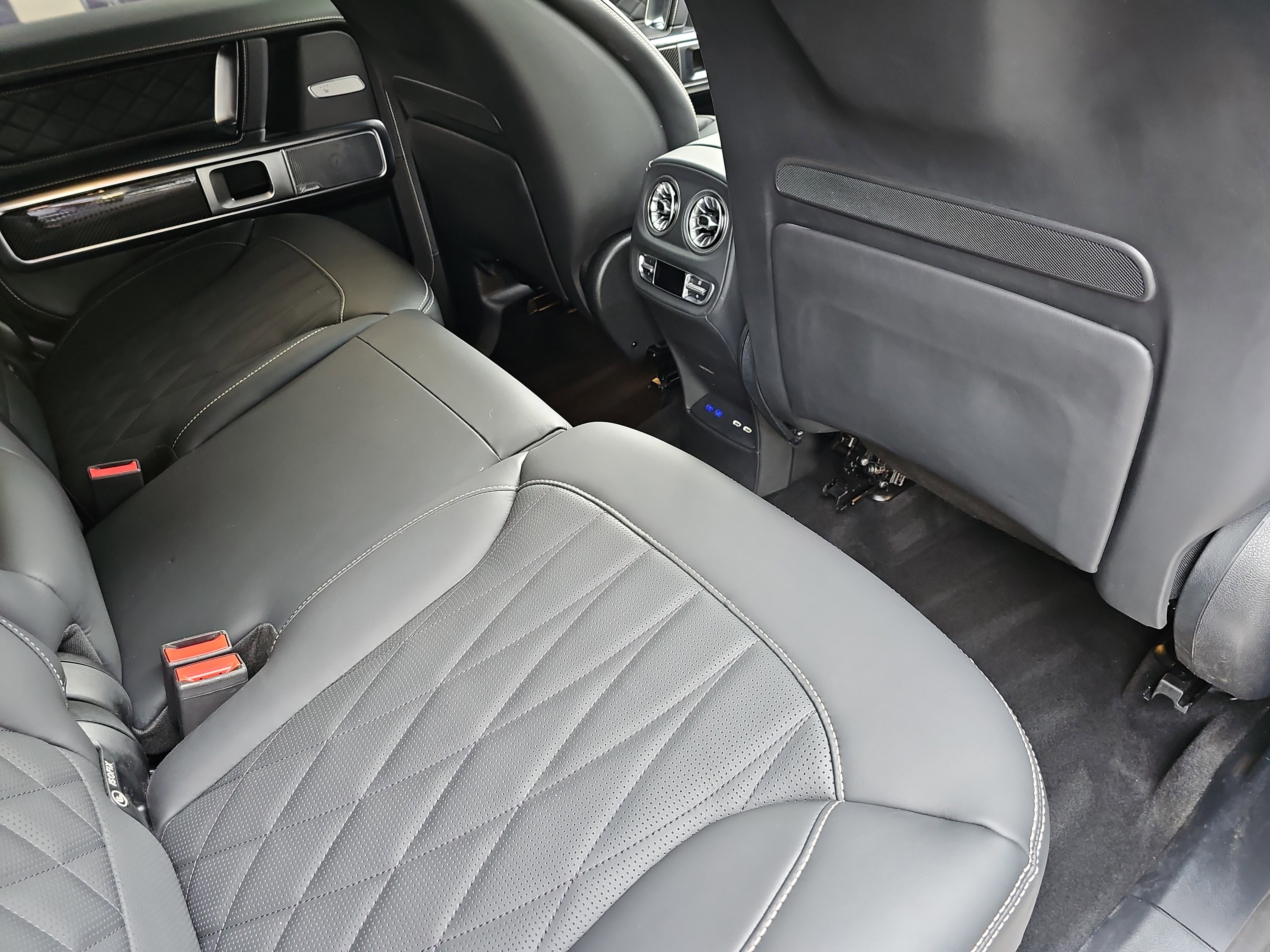Certified 2025 Mercedes-Benz G 63 AMG 4MATIC image 12