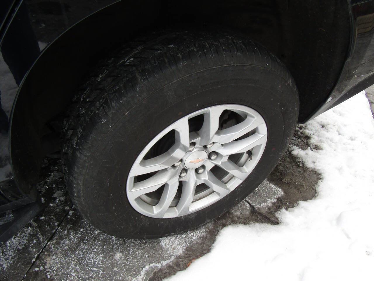 Used 2024 Chevrolet Tahoe LT image 29