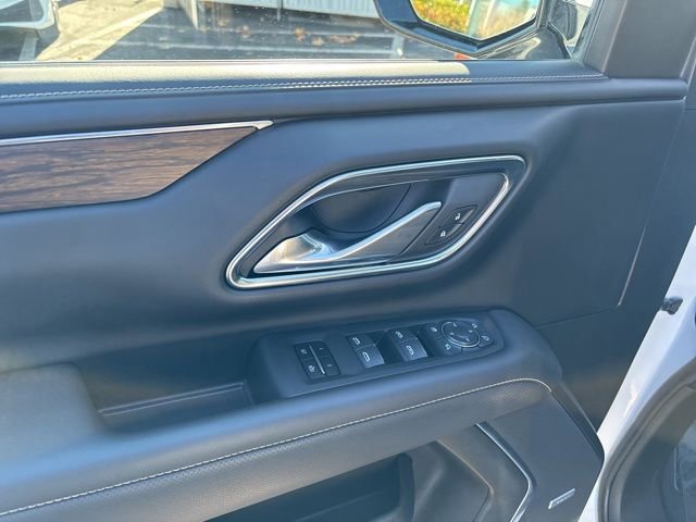 Used 2023 Chevrolet Tahoe Premier w/ Advanced Technology Package image 12