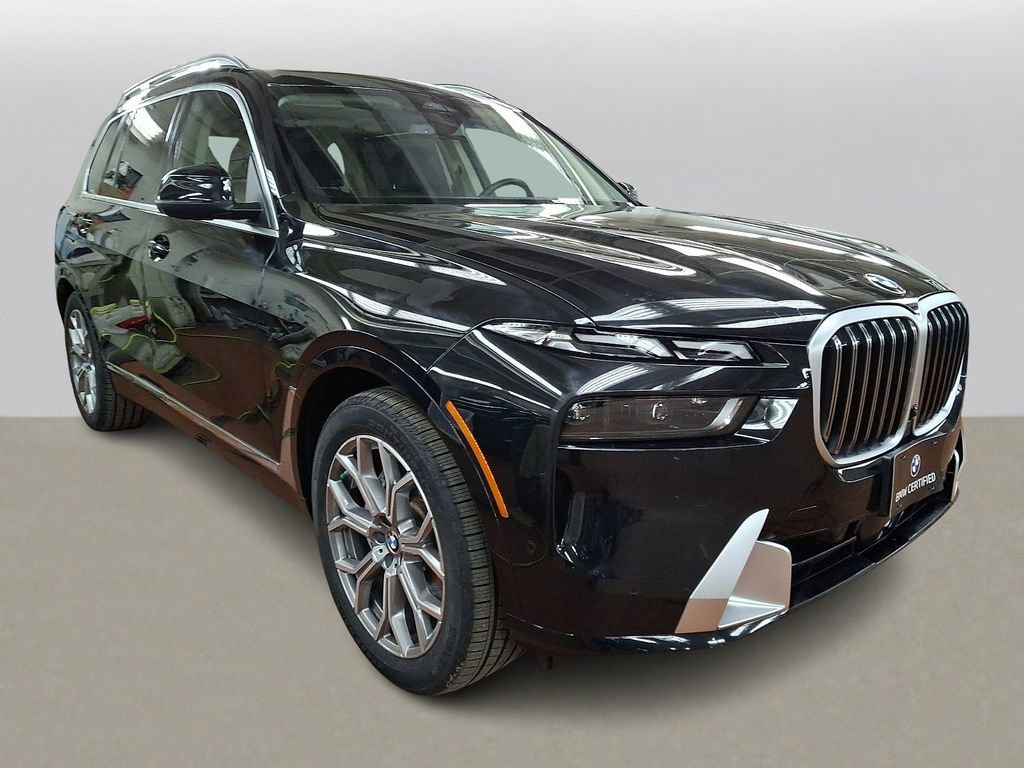 Certified 2023 BMW X7 xDrive40i w/ Premium Package image 3