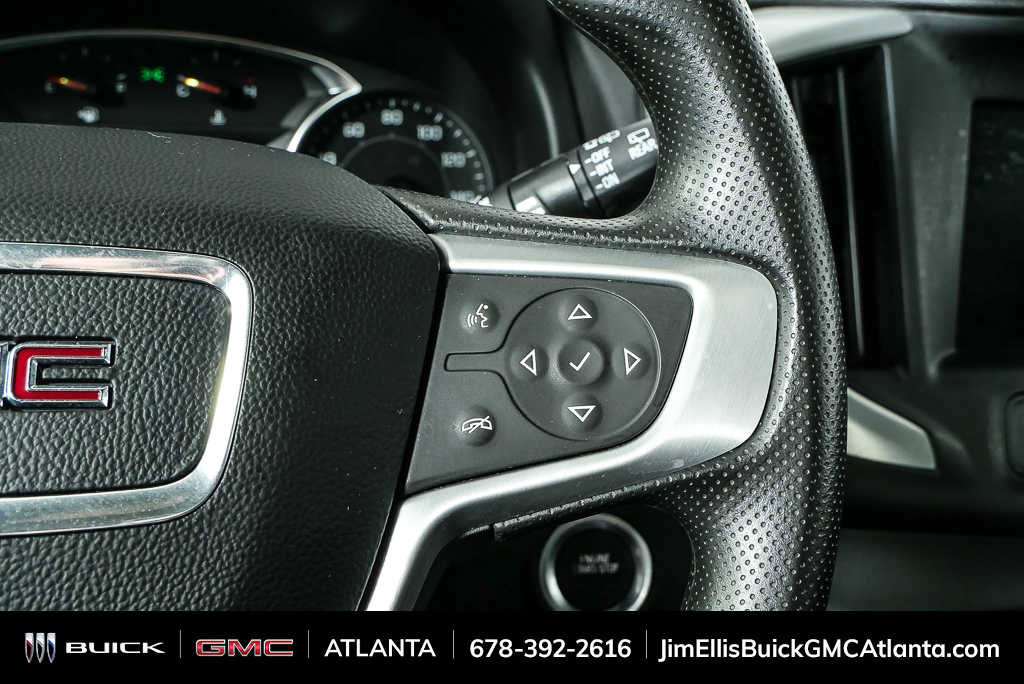 Used 2024 GMC Terrain SLE w/ Driver Convenience Package FWD image 11