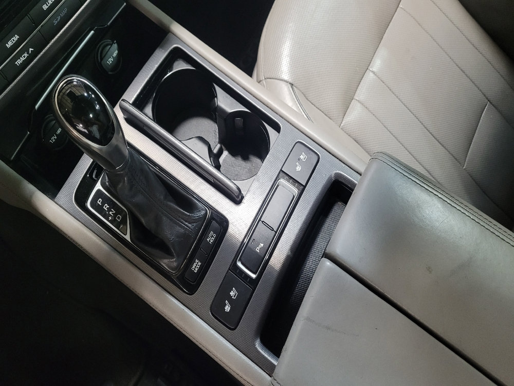 Used 2015 Hyundai Genesis 5.0 RWD image 26