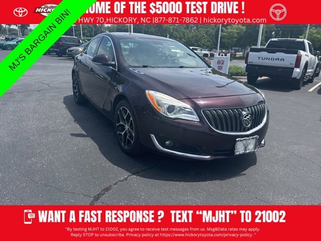 Used 2017 Buick Regal Sport Touring FWD image 1