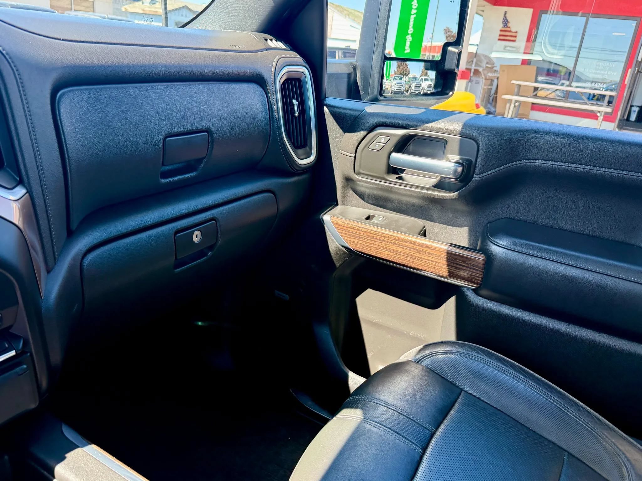 Used 2020 Chevrolet Silverado 3500 High Country AWD/4WD image 13
