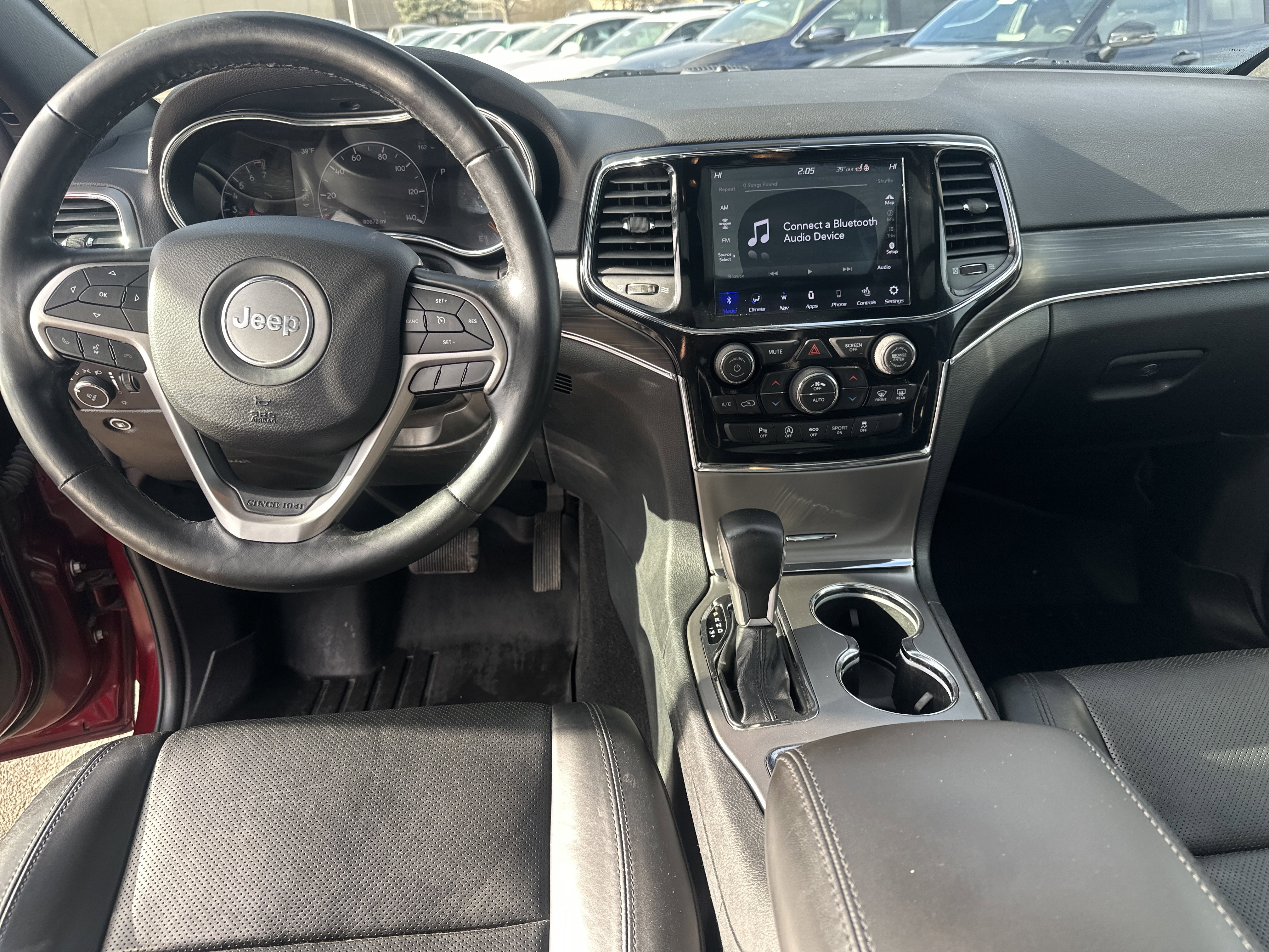 Used 2020 Jeep Grand Cherokee Limited w/ Luxury Group II image 30