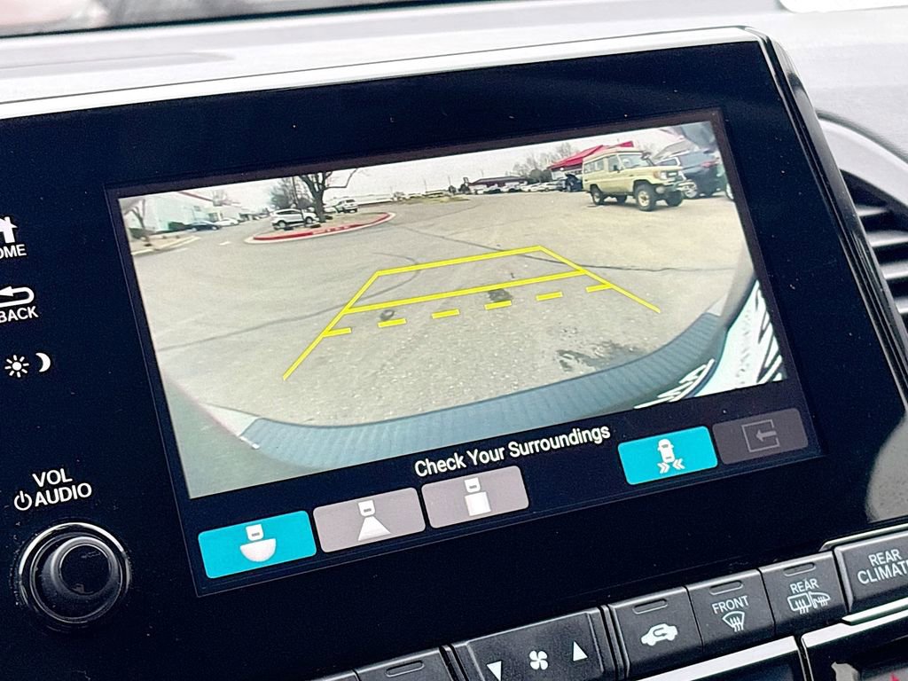 Used 2022 Honda Odyssey Touring image 14