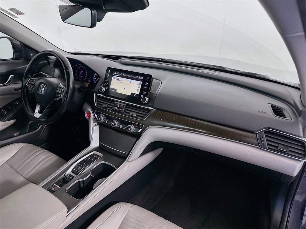 Used 2019 Honda Accord Touring image 29