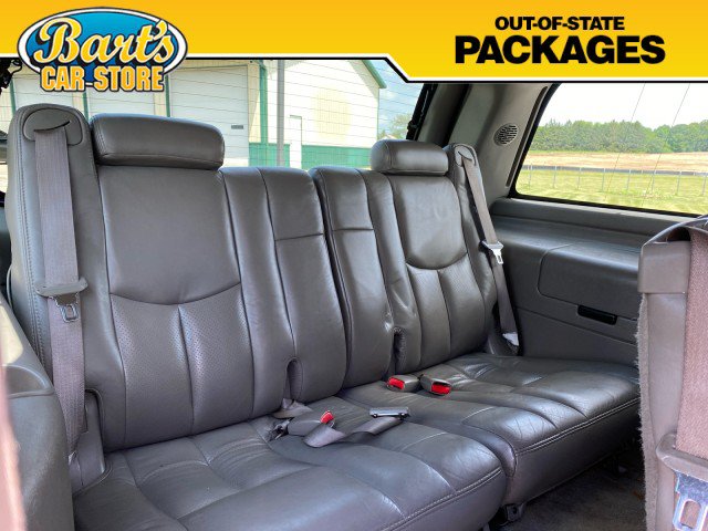 Used 2004 Cadillac Escalade AWD image 9