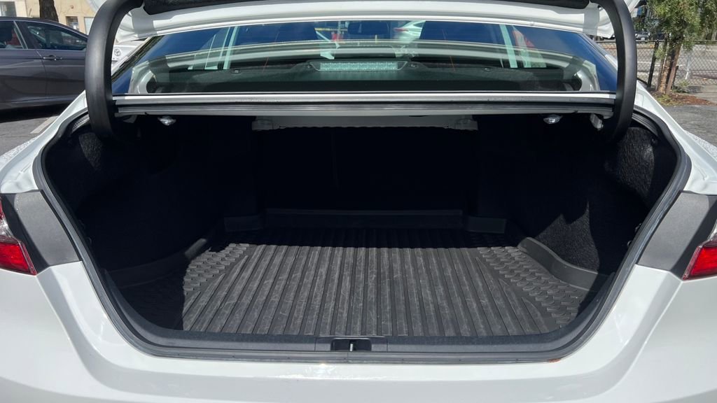 Certified 2023 Toyota Camry LE w/ Convenience Package image 40