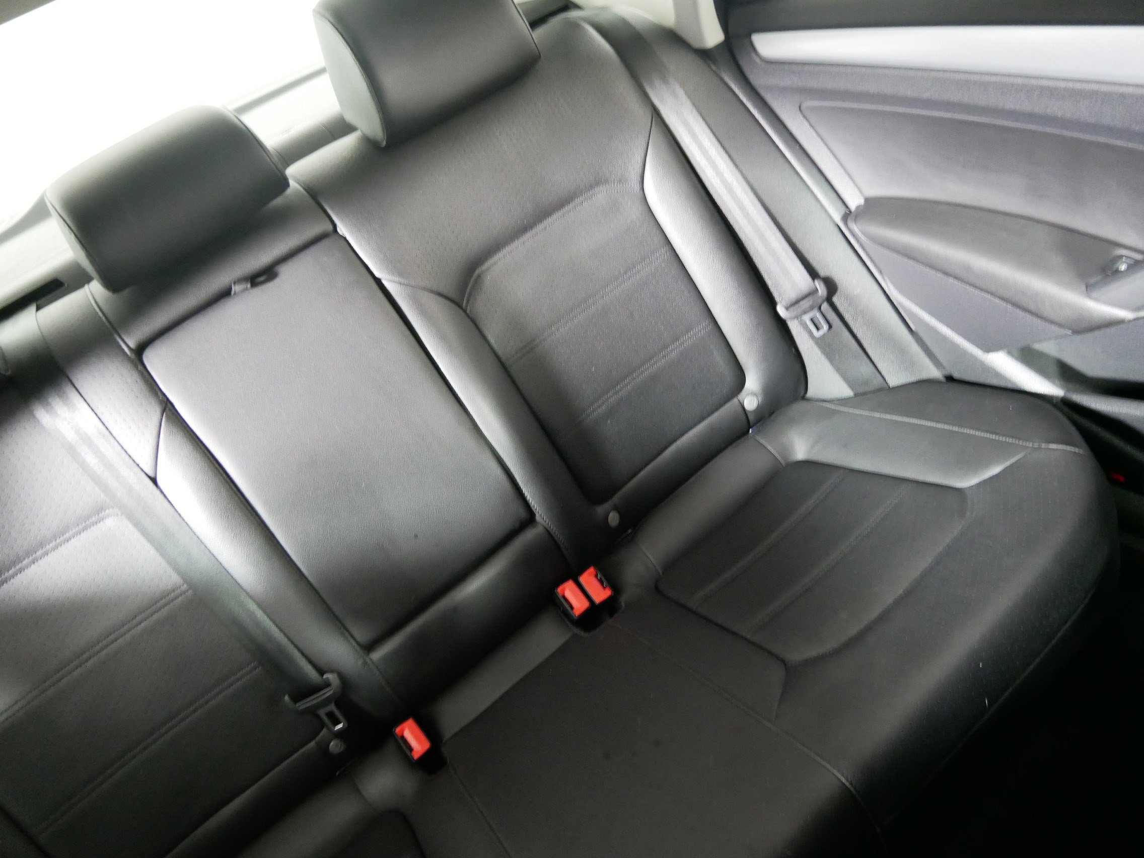 Used 2013 Volkswagen Passat 2.5 SE image 14