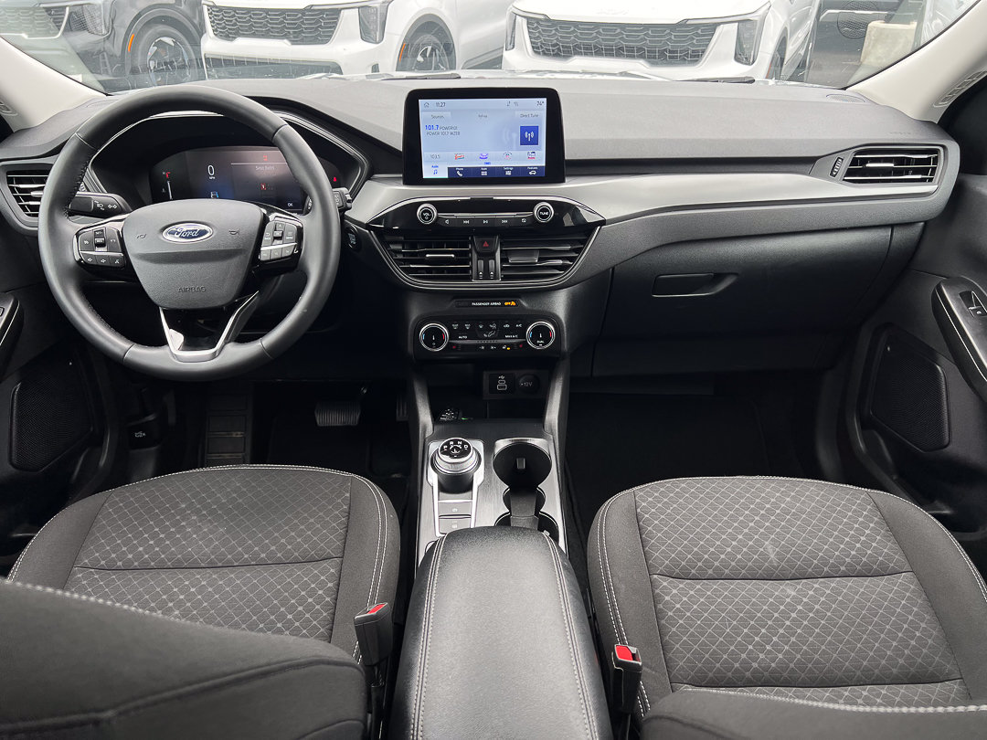 Used 2024 Ford Escape Active AWD/4WD image 32