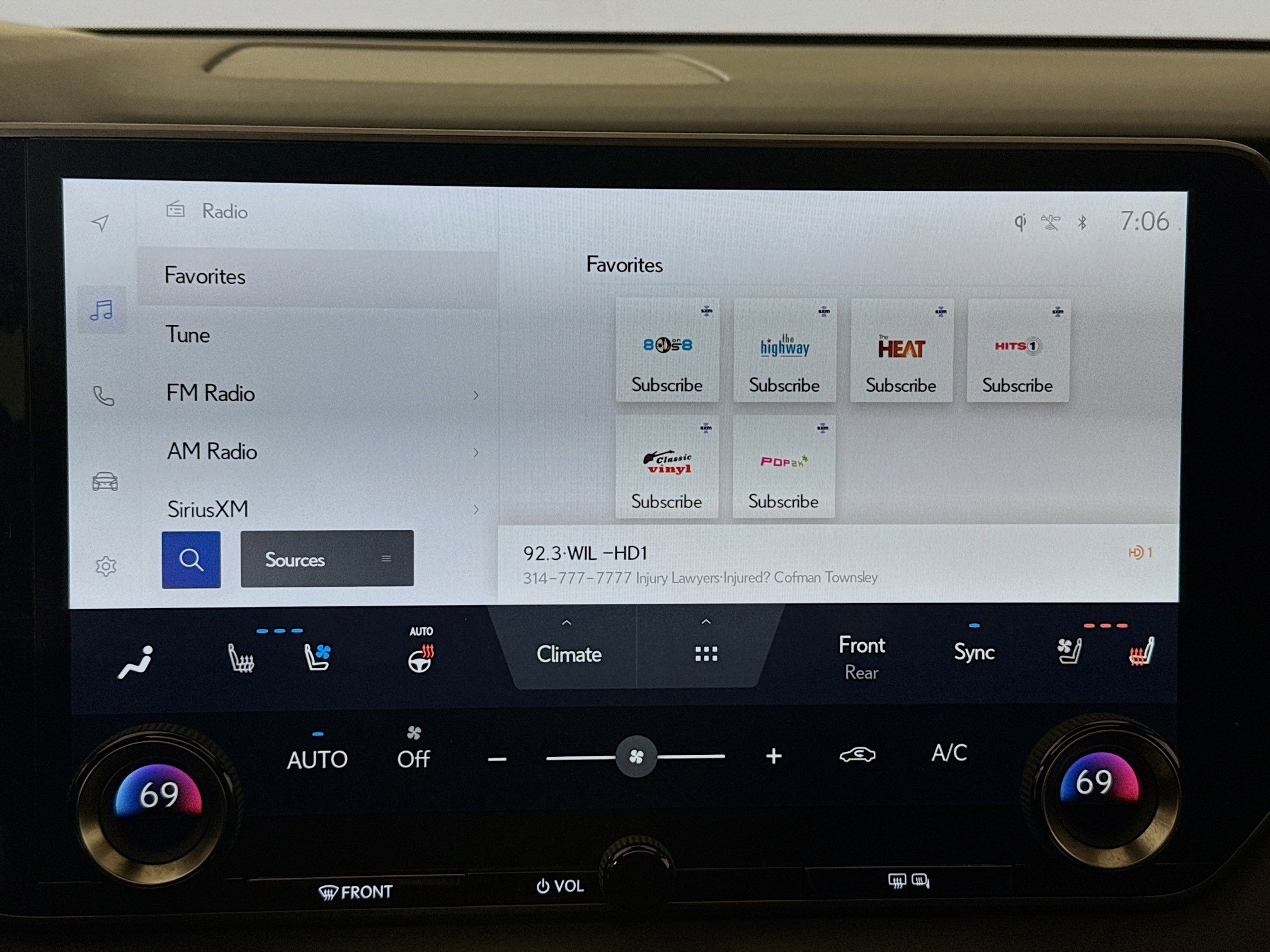 Used 2023 Lexus RX 350 w/ Accessory Package (Z1) image 15