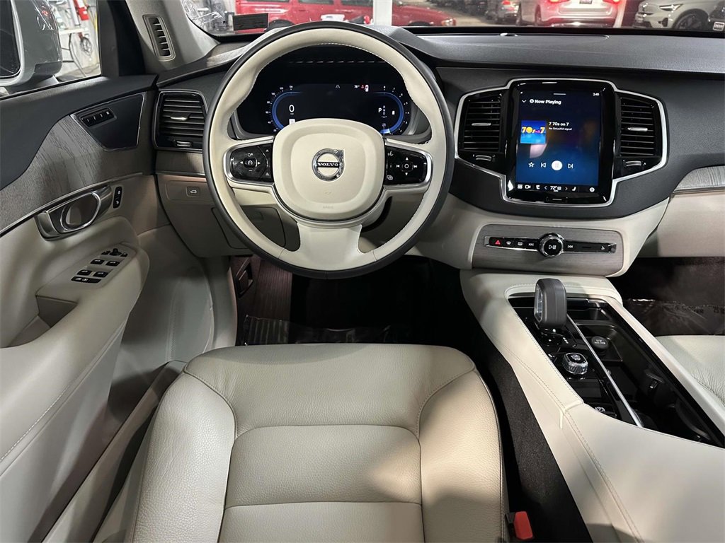 Used 2025 Volvo XC90 B6 Plus w/ Protection Package Premier image 2