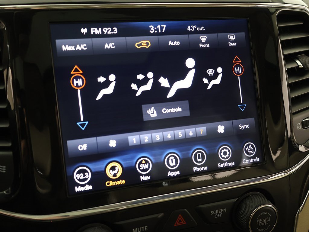 Used 2021 Jeep Grand Cherokee Limited image 46