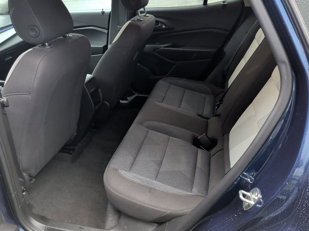 Used 2024 Chevrolet Trax LS w/ Driver Confidence Package image 10