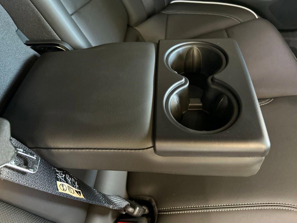 Used 2024 Cadillac CT5 V Blackwing w/ Driver Assist Package RWD image 25