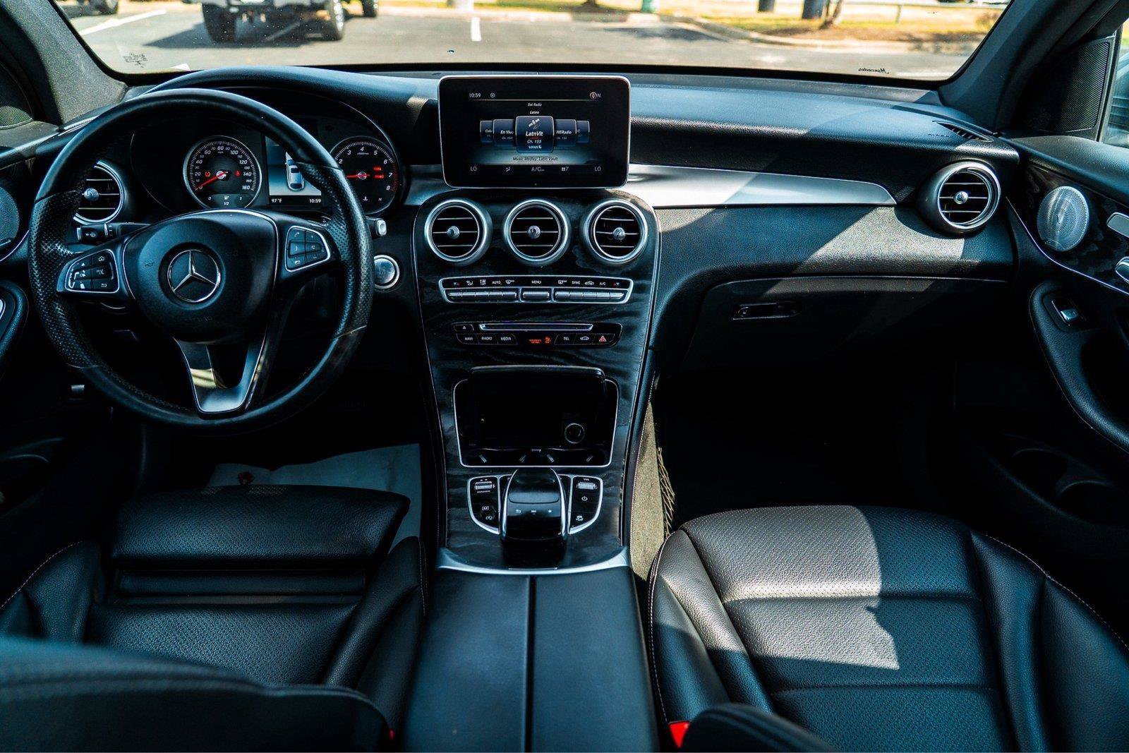 Used 2018 Mercedes-Benz GLC 300 4MATIC Coupe image 28