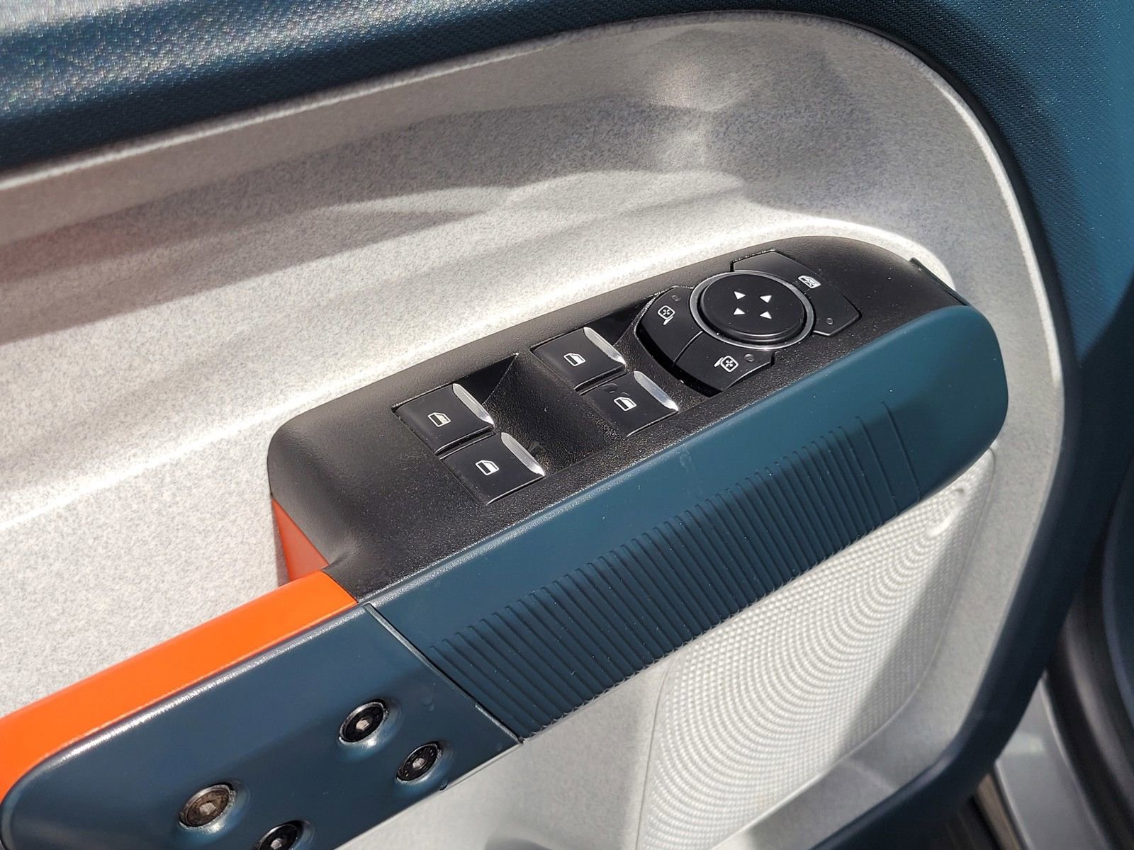 Used 2024 Ford Maverick XLT image 17