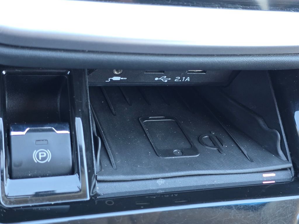 Used 2020 Subaru Outback Limited w/ Popular Package #2 image 23