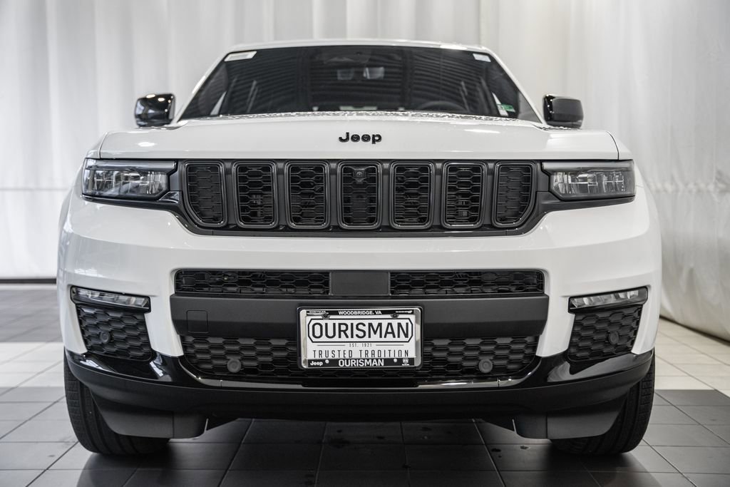 New 2025 Jeep Grand Cherokee L Limited w/ Luxury Tech Group II image 2