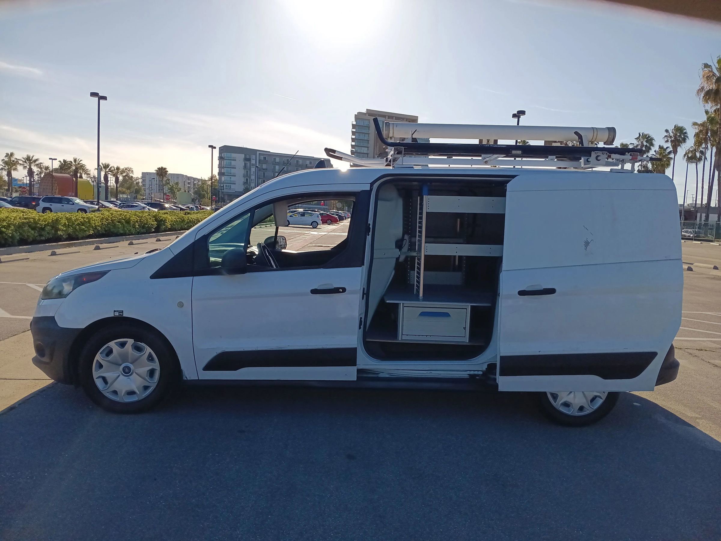 Used 2014 Ford Transit Connect XL image 7