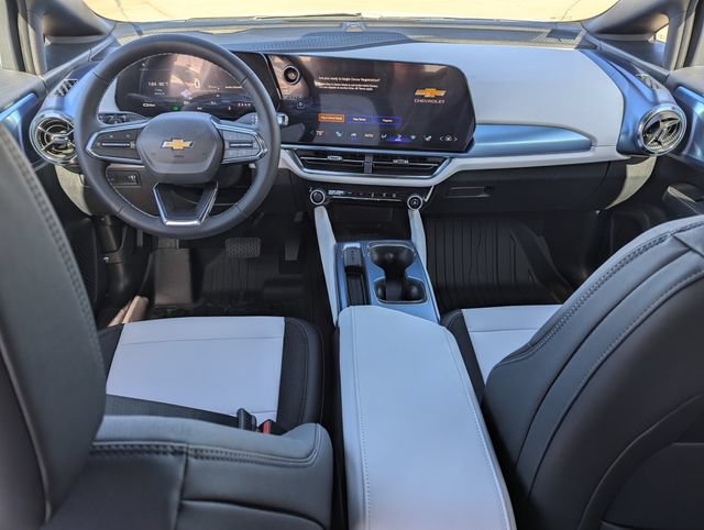 New 2026 Chevrolet Equinox EV LT FWD image 5