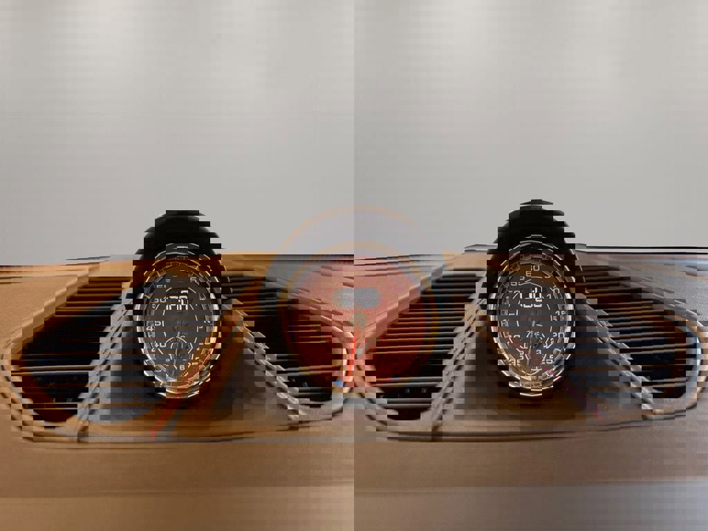 Used 2018 Porsche 911 Turbo S image 44