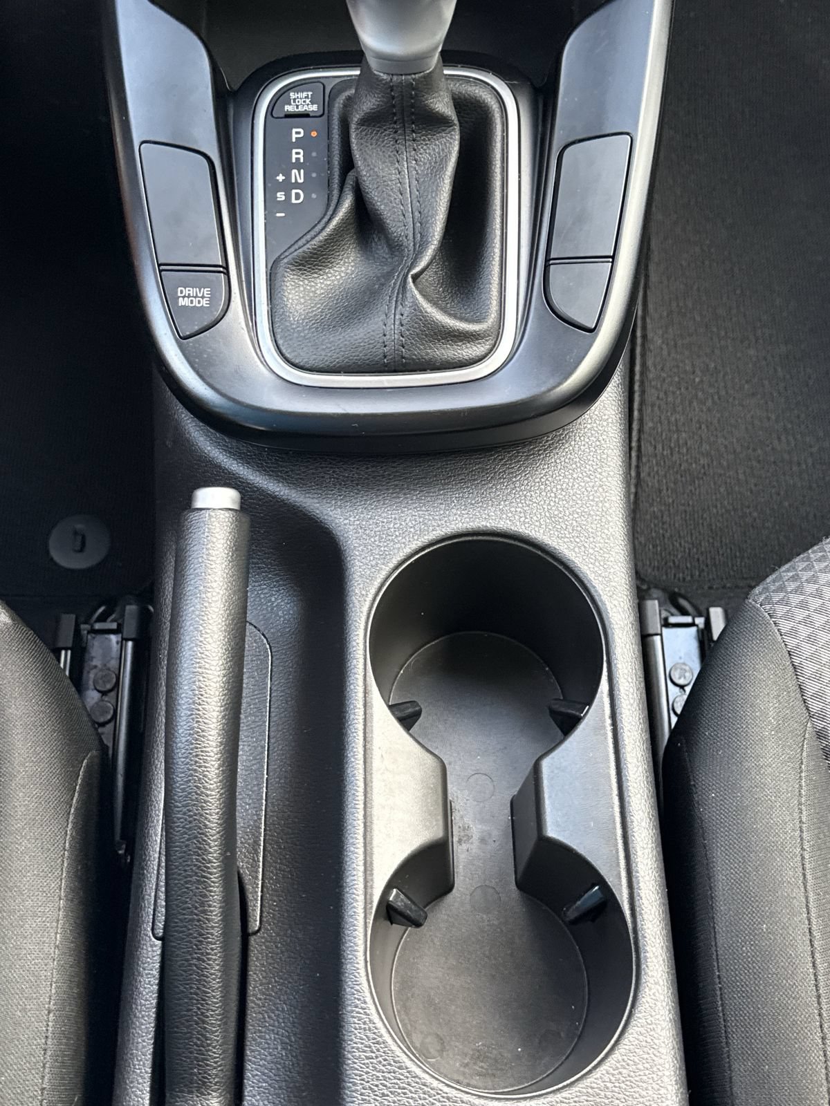 Used 2025 Kia Soul LX w/ LX Technology Package FWD image 24