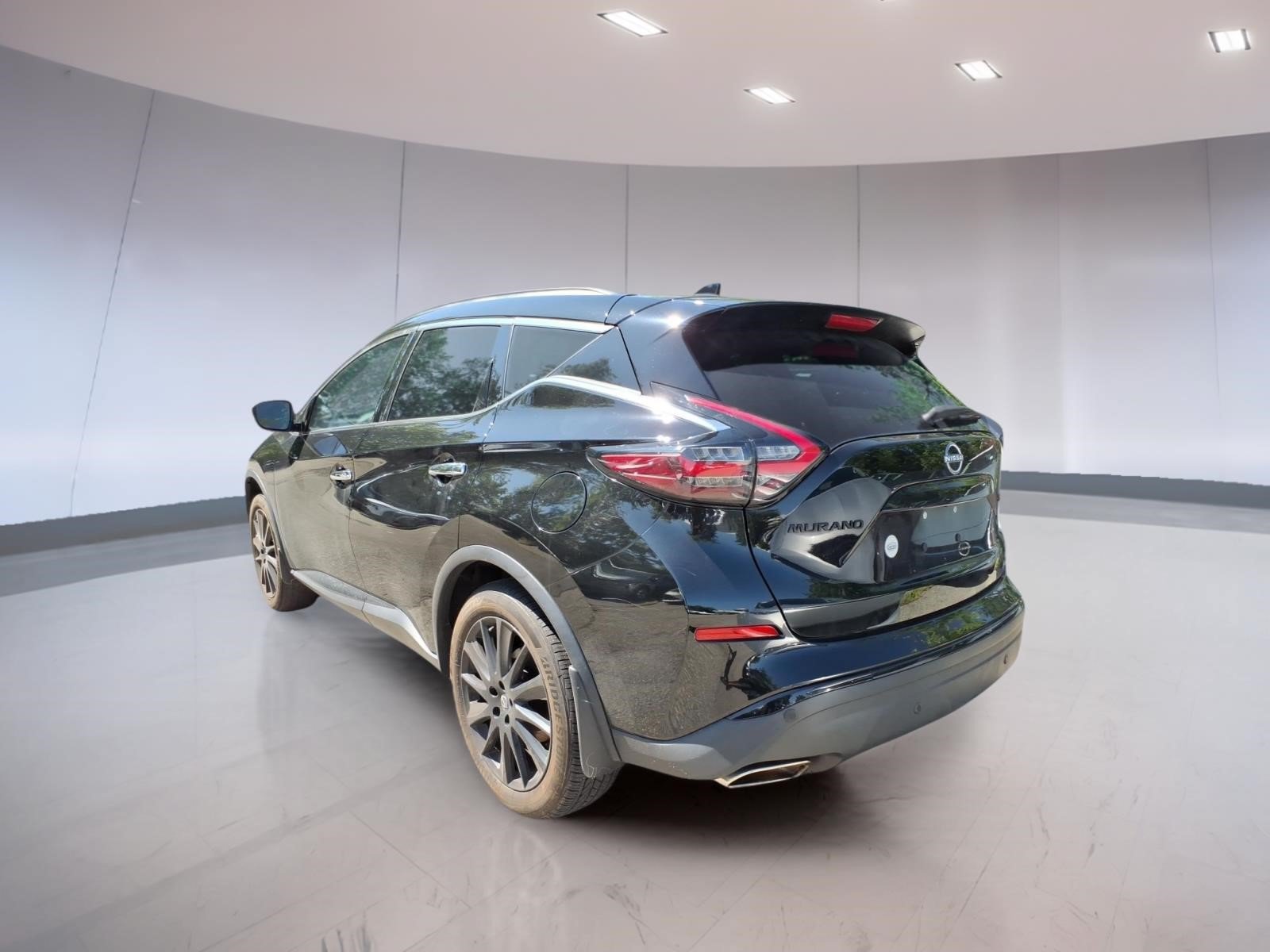 Used 2023 Nissan Murano SV w/ SV Midnight Edition Package AWD/4WD image 3