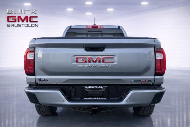 Used 2023 GMC Canyon AT4X image 7
