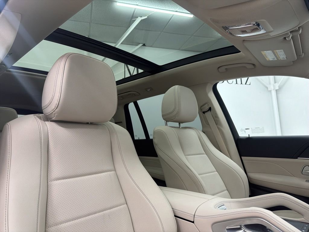 New 2026 Mercedes-Benz GLS 450 image 31