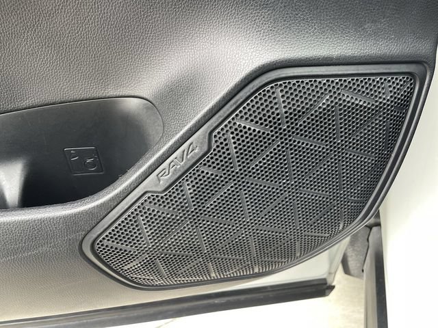Used 2024 Toyota RAV4 XLE FWD image 23