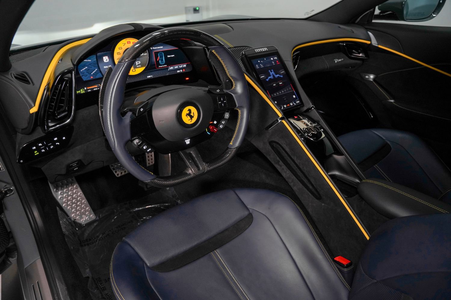 Used 2022 Ferrari Roma image 37