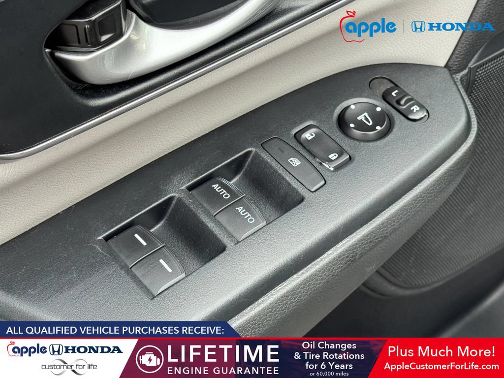 Used 2017 Honda CR-V EX-L image 9