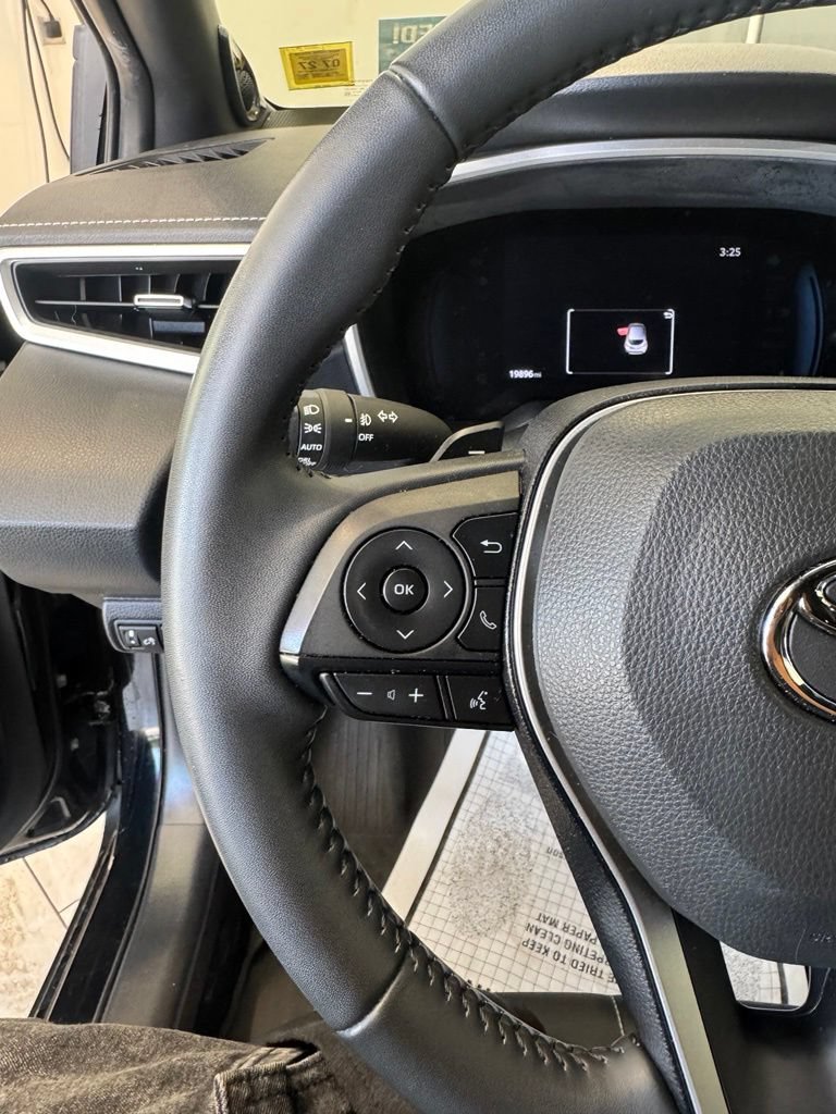 Used 2023 Toyota Corolla XSE FWD image 19