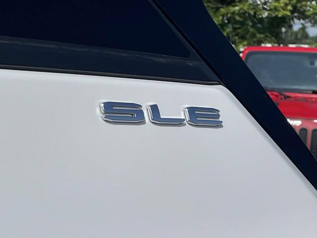 Used 2024 GMC Terrain SLE FWD image 11