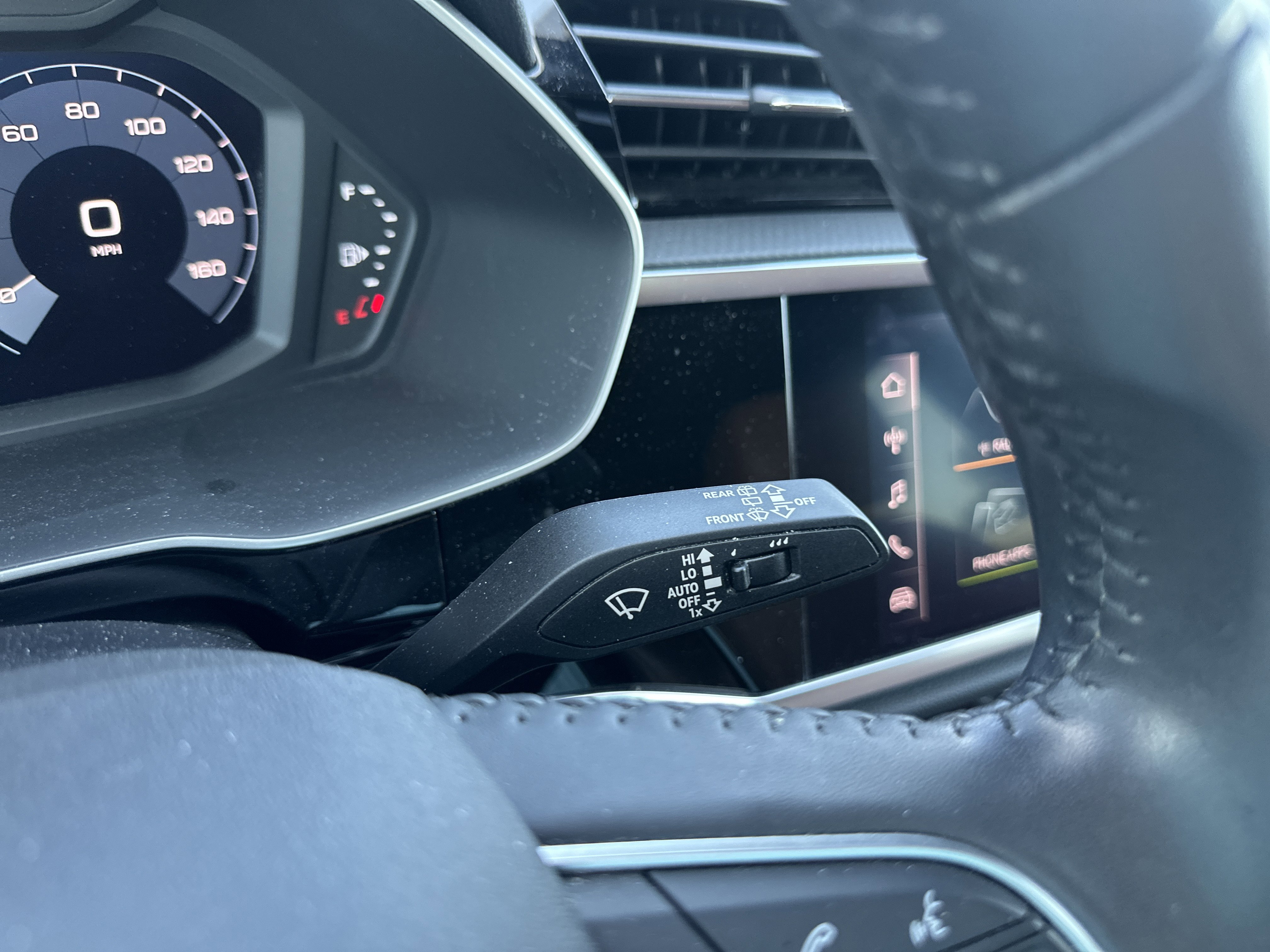 Used 2020 Audi Q3 2.0T Premium AWD/4WD image 24