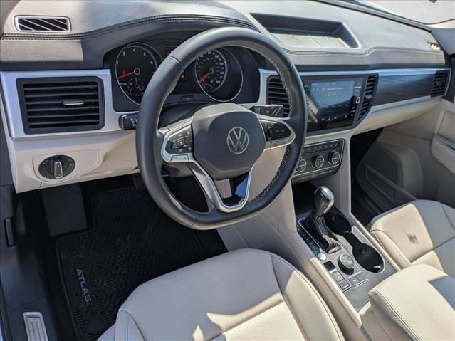 Used 2021 Volkswagen Atlas SE w/ Panoramic Sunroof Package image 10