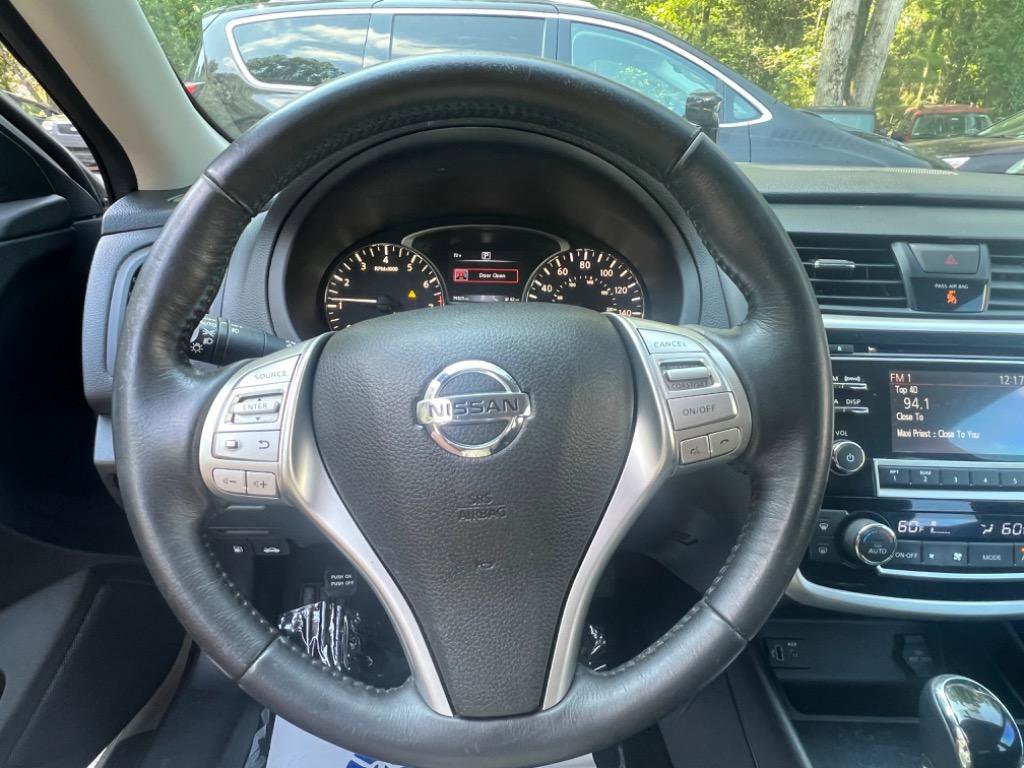 Used 2018 Nissan Altima 2.5 SV FWD image 23