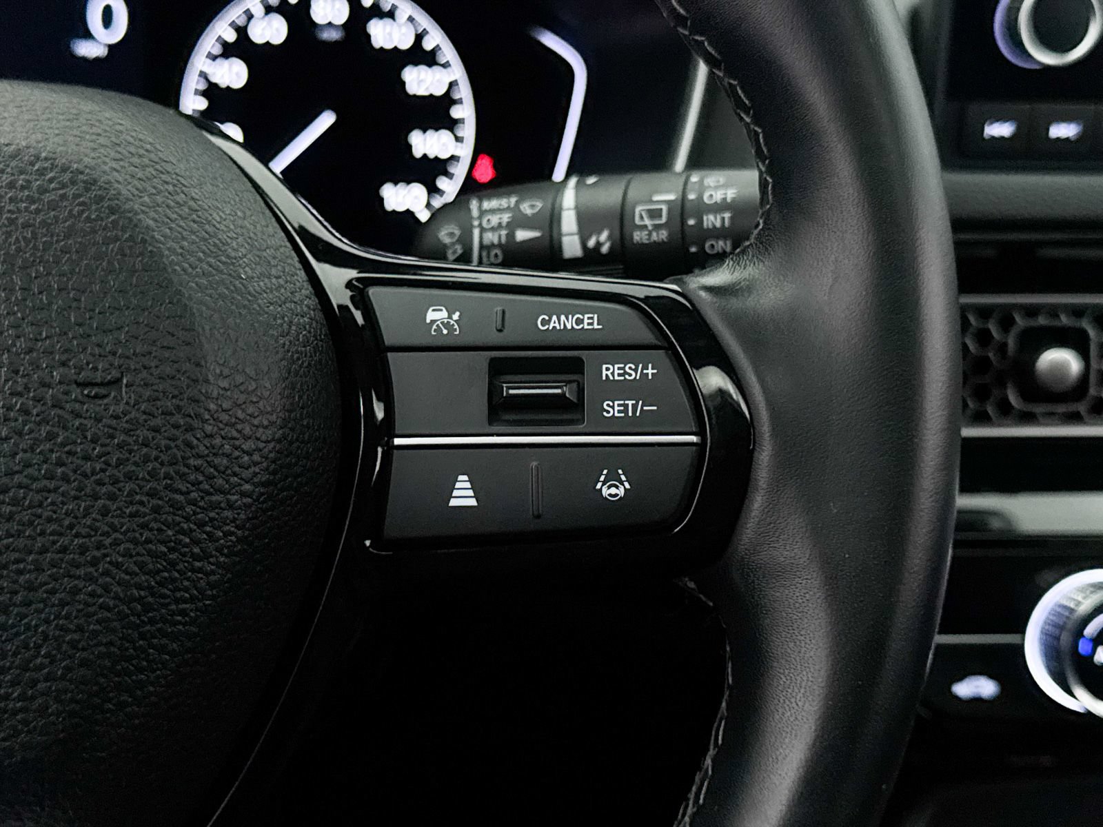 Used 2024 Honda Civic EX-L image 33