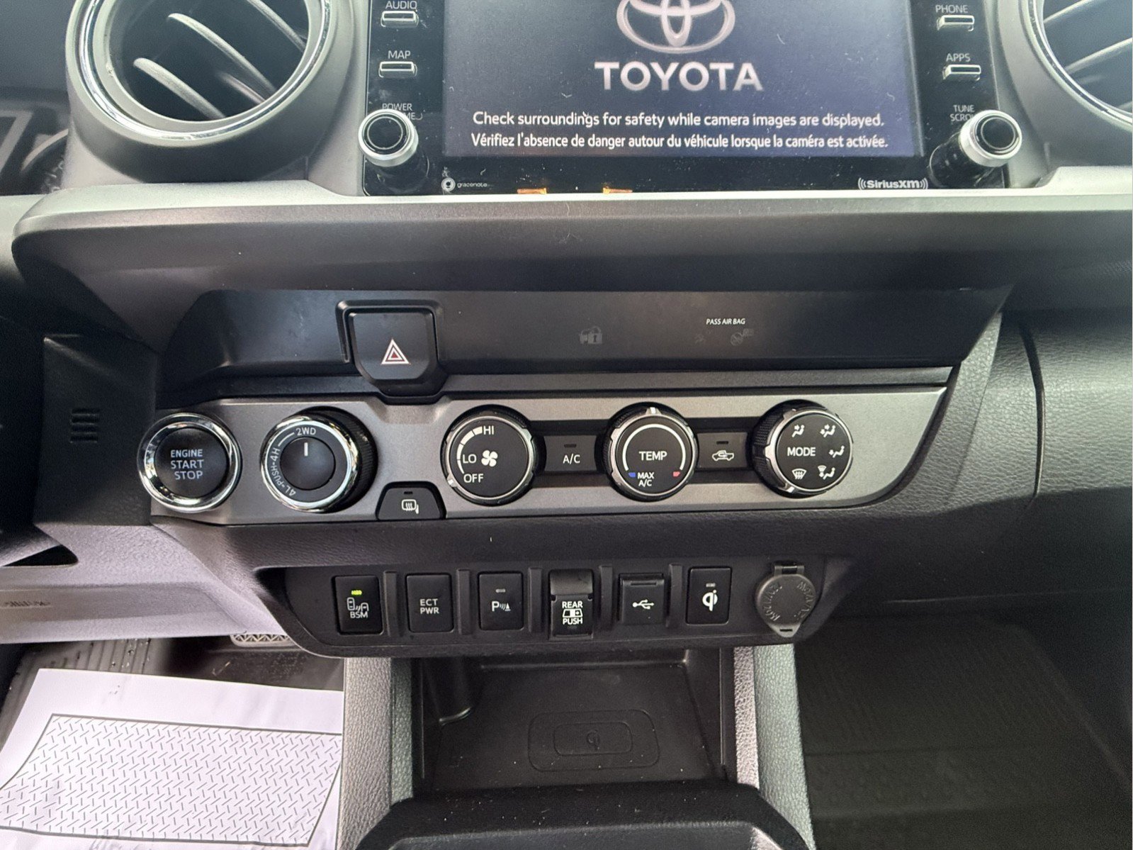 Used 2020 Toyota Tacoma TRD Off-Road image 18