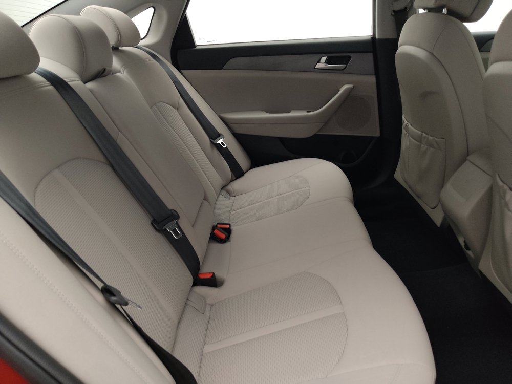 Used 2017 Hyundai Sonata SE FWD image 19