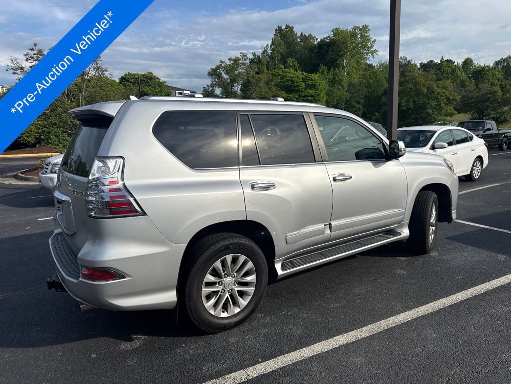 Used 2015 Lexus GX 460 w/ Premium Package AWD/4WD image 2