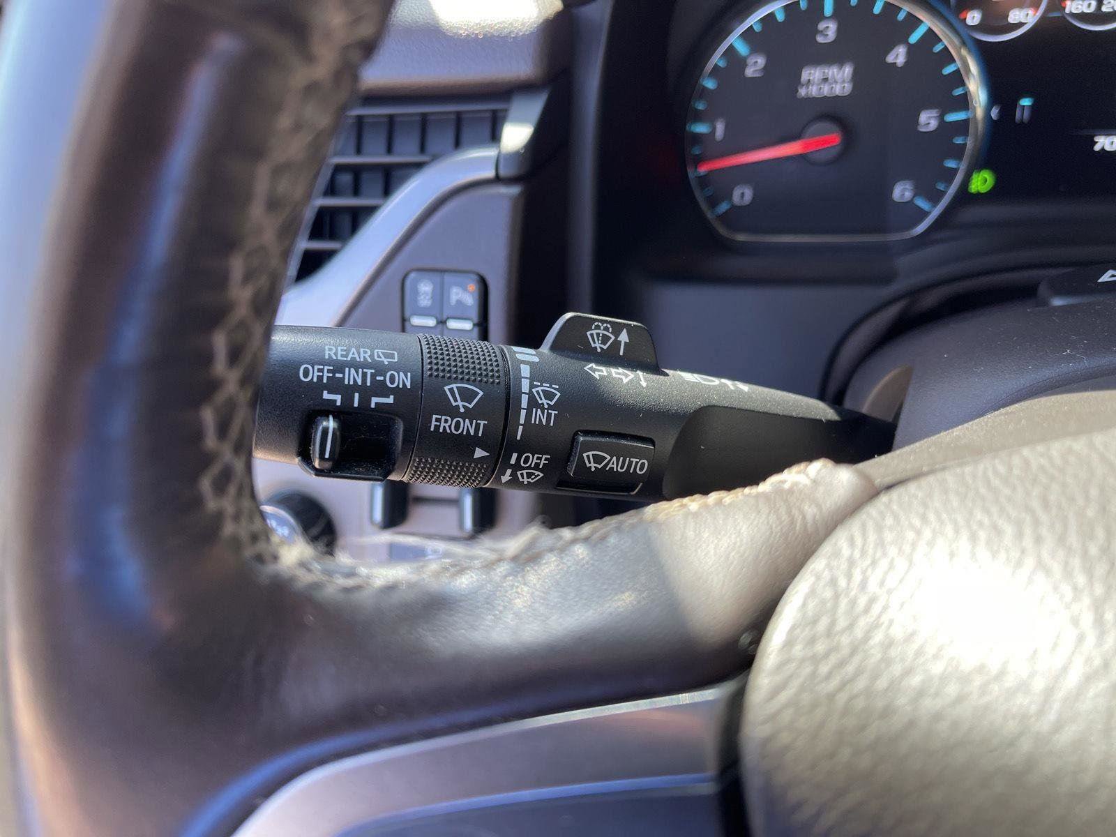 Used 2020 Chevrolet Tahoe Premier w/ Premier 6.2L Value Package image 22